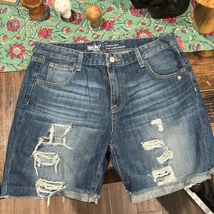 Mossimo boyfriend short brand new size 10/30
